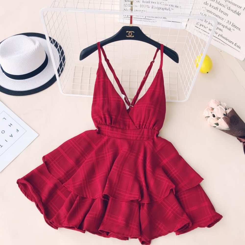 Red Dress - Picture 4 of 8